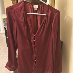 Women size small burgundy long sleeve blouse